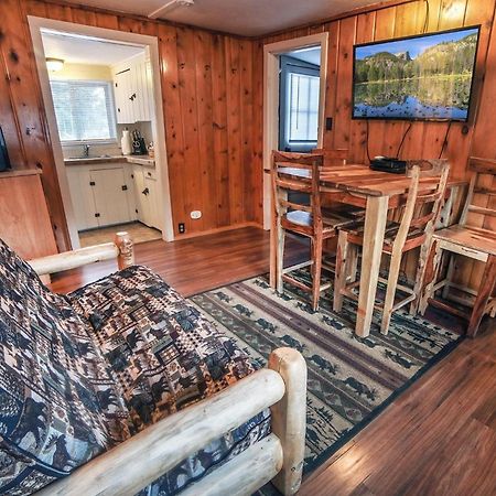 אסטס פארק Triple R Cottages- 5 Cabin מראה חיצוני תמונה
