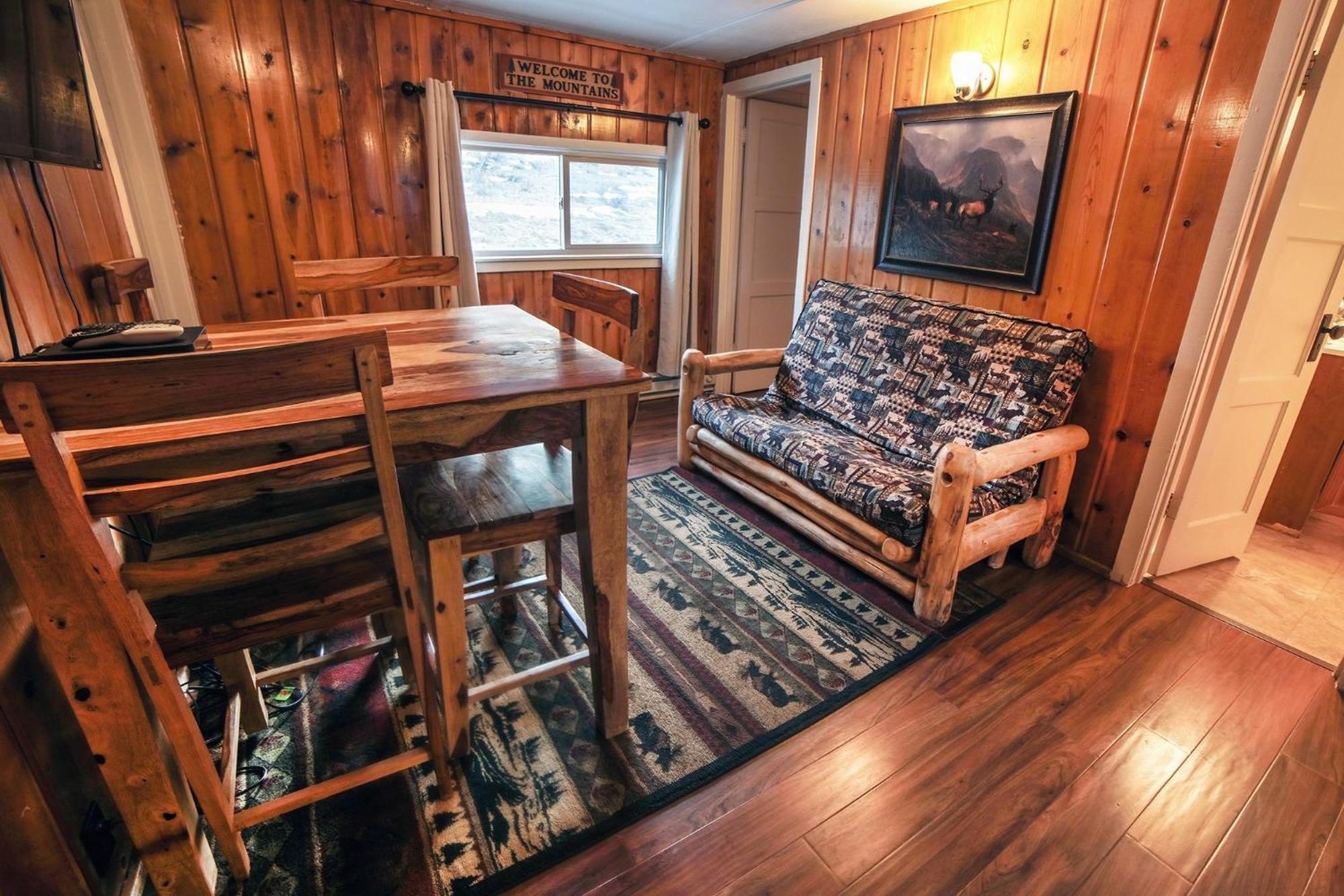 אסטס פארק Triple R Cottages- 5 Cabin מראה חיצוני תמונה
